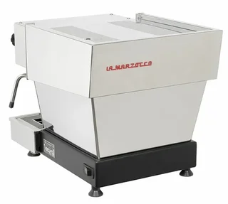 La Marzocco Linea Mini -espressokone ruostumattomasta teräksestä, digitaalinen näyttö, ammattilaistason.