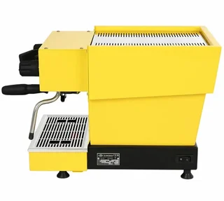 Espressomaskin LA MARZOCCO Linea Mini, gul, med digital display.