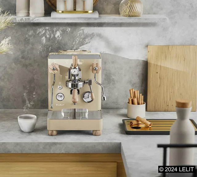 Macchina espresso LELIT Bianca PL162T-4Q30 edizione limitata oro e legno