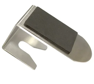 Тампер Lelit от неръждаема стомана с неплъзгаща се основа.