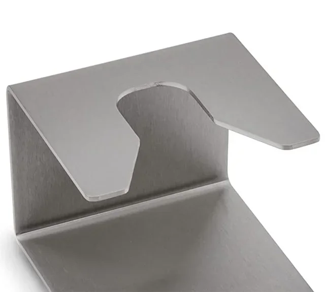 Тампер Lelit от неръждаема стомана с неплъзгаща се основа.