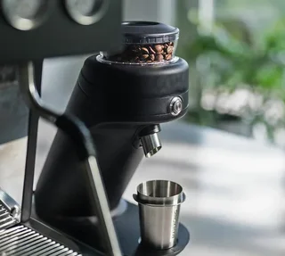 MAHLKONIG X64 SD черна кафемелачка за единична доза