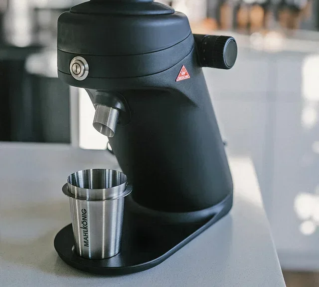 MAHLKONIG X64 SD черна кафемелачка за единична доза