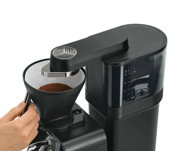 Melitta ePour Coffee Maker Black and Chrome + Gift Offer