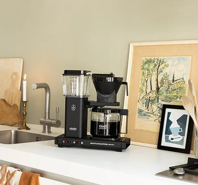 Moccamaster KBG741 Select Matte Black 1.25L - Professional Drip Coffee Maker + Gifts