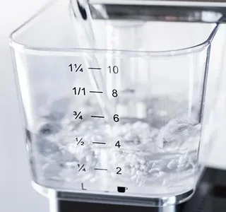 Pakke Filterkaffetrakter KBG 741 Select + Kaffekvern KM5 Matt Hvit - MOCCAMASTER