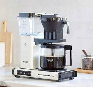 Pakke Filterkaffetrakter KBG 741 Select + Kaffekvern KM5 Matt Hvit - MOCCAMASTER