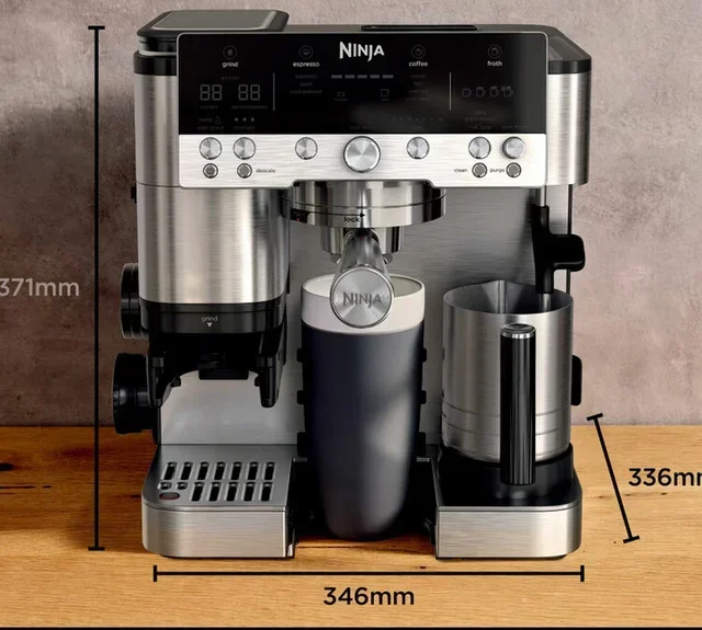 Máquina de espresso NINJA ES601EU com moedor integrado + Cold Brew