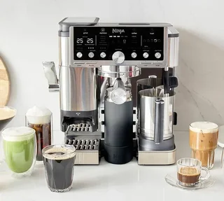 NINJA ES701EU Luxus-espressokone integroidulla tamperilla