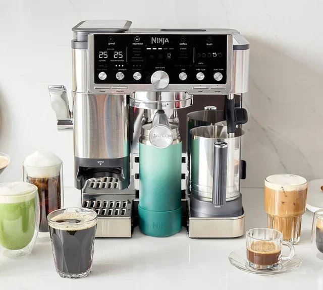 NINJA ES701EU Luxus-espressokone integroidulla tamperilla