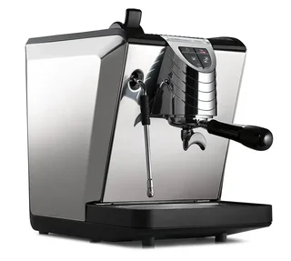 Macchina espresso NUOVA SIMONELLI Oscar II Nera con OPV e bocchetta vapore Cool Touch per rete idrica