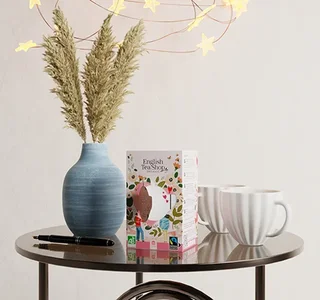 Økologisk &amp; Fairtrade teassortiment „For deg“ – 20 poser – FAIRTRADE – ENGLISH TEA SHOP