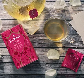 Infusão Amor Bio - 20 saquetas - PUKKA