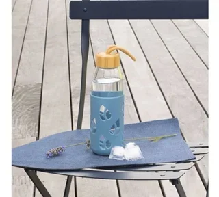 PEBBLY 55cl Drinkfles Blauw Glas met Siliconen Beschermhoes