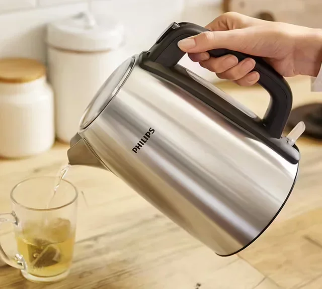 Set Colazione Philips: Bollitore HD9351/90 &amp; Tostapane HD2692/90