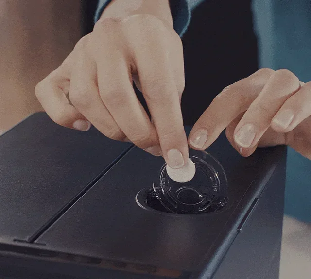 PHILIPS pastiglie sgrassanti CA6704/10 per macchine Philips/Saeco, confezione 6 pezzi