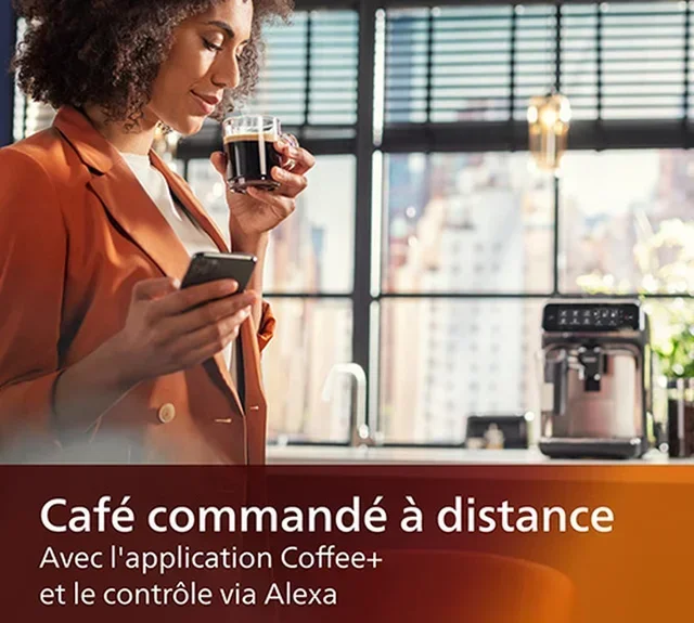 PHILIPS Series 3200 LatteGo Connectée EP3546/70 Macchina Espresso con Macinacaffè