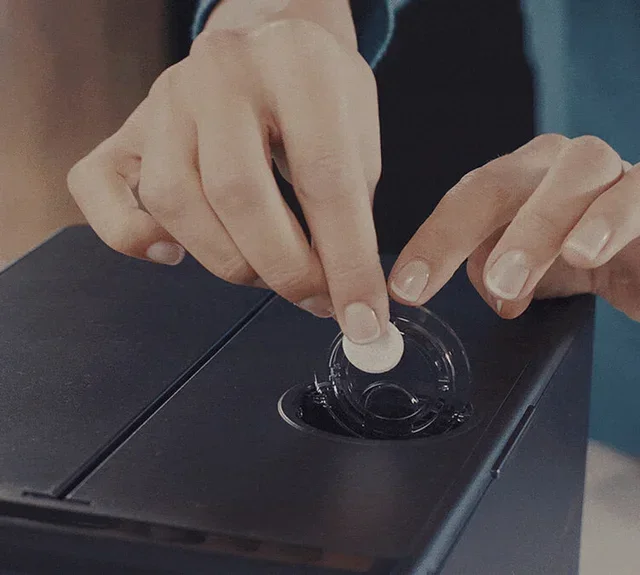 6-mjesečni set za održavanje: 2 uloška + 2 sredstva protiv kamenca + čistač za mliječni sustav.