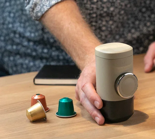 Преносима машина за espresso WACACO Minipresso NS2 Бежово/Светлозелено