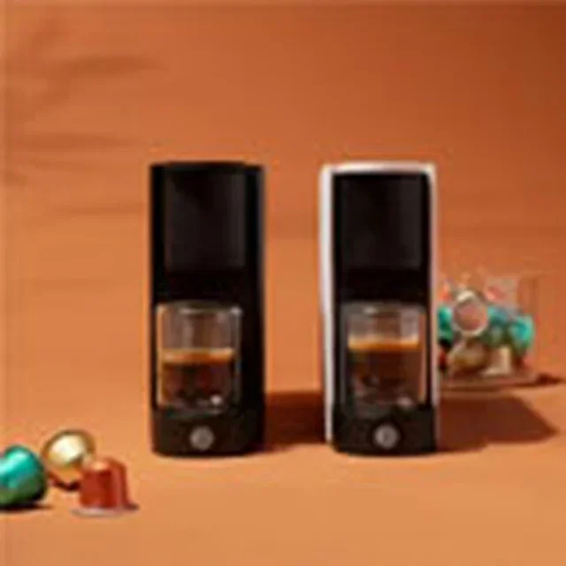 Oferta PRO: Compre 3 máquinas de cápsulas Kottea EVE CNK110.B e ganhe 1