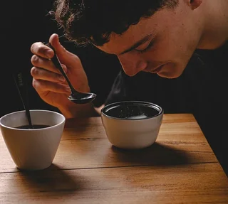 Професионална лъжица за купинг D-KANTA от оцветена неръждаема стомана