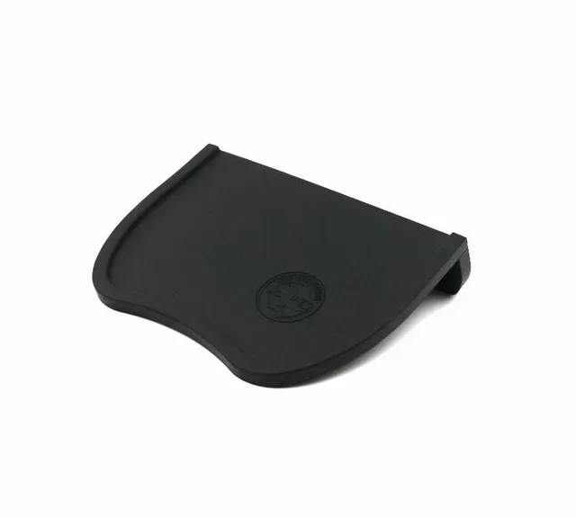 Schwarze Eck-Tampermatte im rechten Winkel – Rhino Coffee Gear