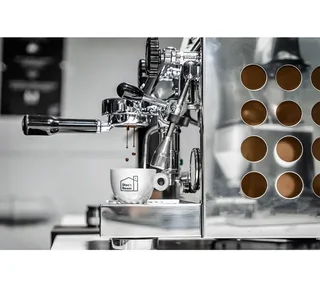 Rocket Espresso Appartamento espressokone kuparinvärinen