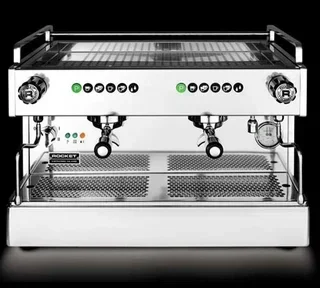 Rocket Espresso Boxer 2 Gruppen - Kompakte Profi-Espressomaschine