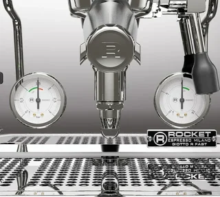 Musta ROCKET ESPRESSO Giotto Fast R espressokone.