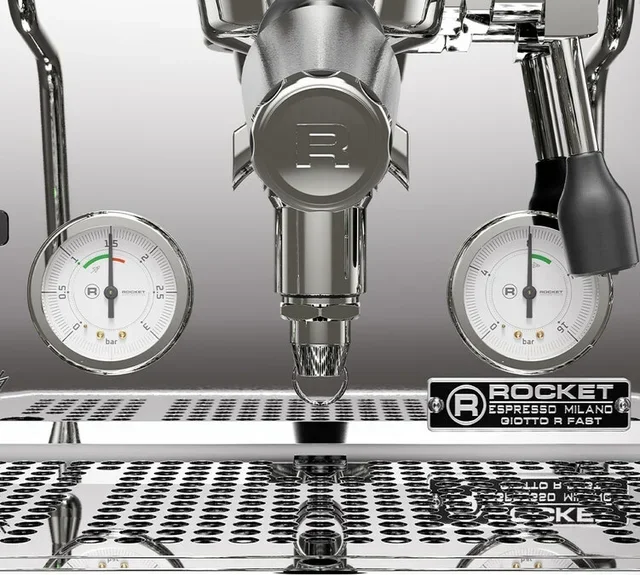 Musta ROCKET ESPRESSO Giotto Fast R espressokone.