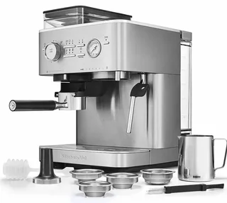 Cafetera espresso semiautomática 5KES6551ESX KITCHENAID, de acero inoxidable.