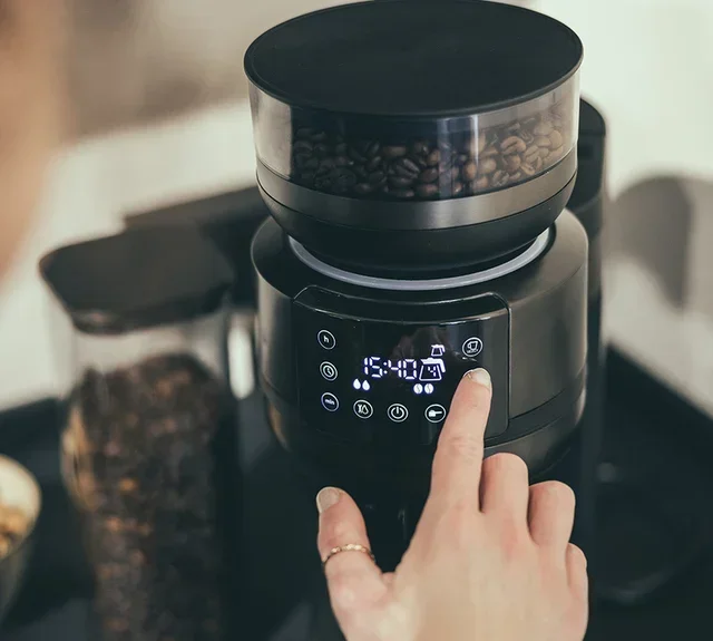 Macchina Caffè Filtro SEVERIN Filka KA4849 Nero Opaco 5 in 1 + Regalo