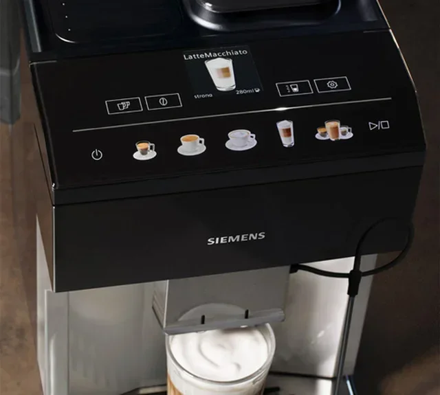 Macchina da caffè espresso Siemens EQ.500 TP515R01, colore argento e nero
