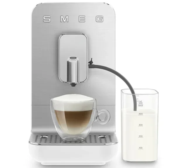 SMEG BCC13WHMEU Máquina de Café Automática com Sistema de Leite - Branco