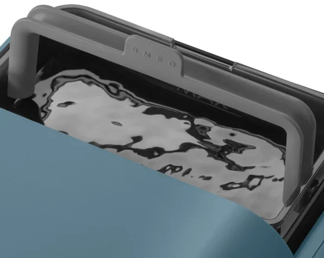 SMEG BCC12SBMEU espresso maskin med kvern og steam – stormblå