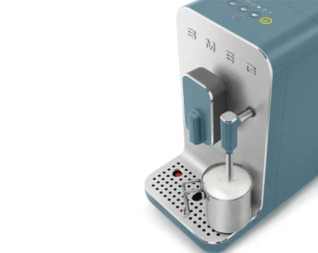 SMEG BCC12SBMEU espresso maskin med kvern og steam – stormblå