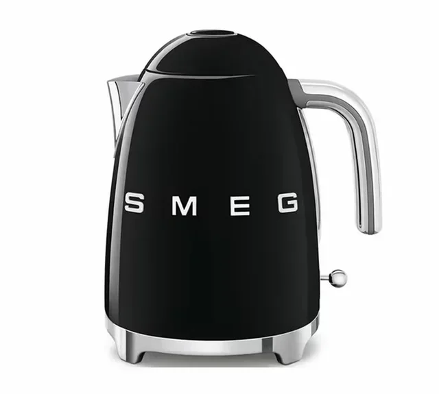SMEG Black Breakfast Bundle: TSF01BLEU Toaster &amp; KLF03BLEU Kettle