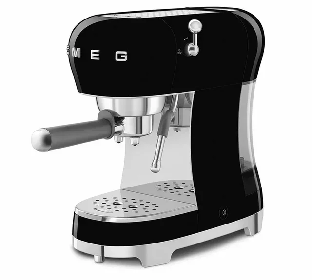 SMEG Black Espresso Machine ECF02BLEU 50's Style