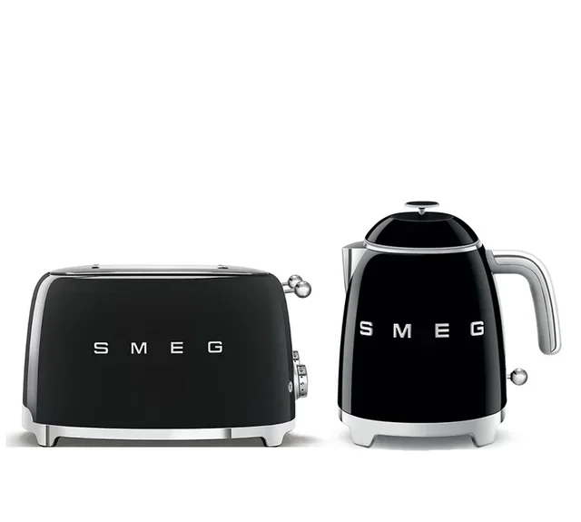 SMEG Frokostsett - Brødrister TSF01BLUE og Vannkoker KLF05BLUE Svart