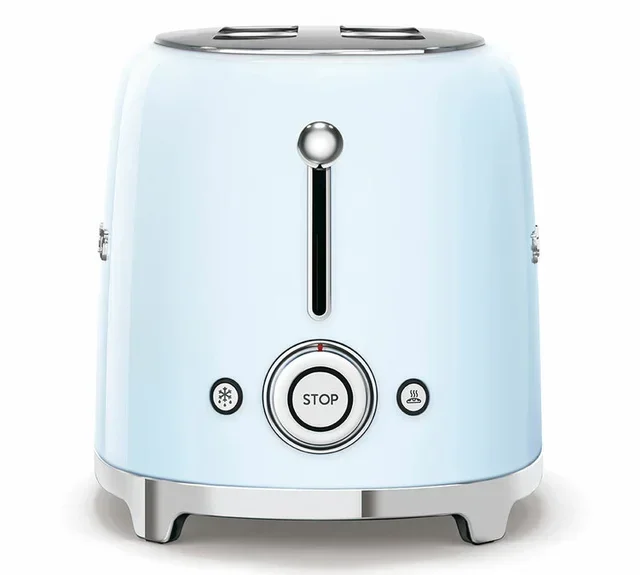 SMEG Breakfast Bundle: TSF01PBEU Toaster &amp; KLF05PBEU Kettle Pastel Blue