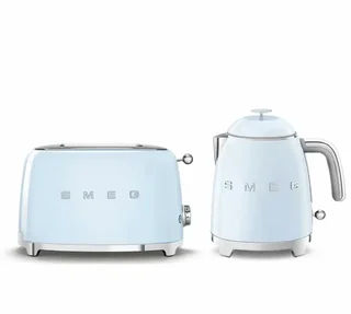 SMEG Breakfast Bundle: TSF01PBEU Toaster &amp; KLF05PBEU Kettle Pastel Blue