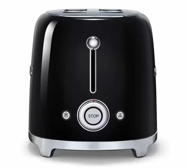 SMEG fekete reggeli szett: TSF02BLEU kenyérpirító és KLF05BLEU vízforraló