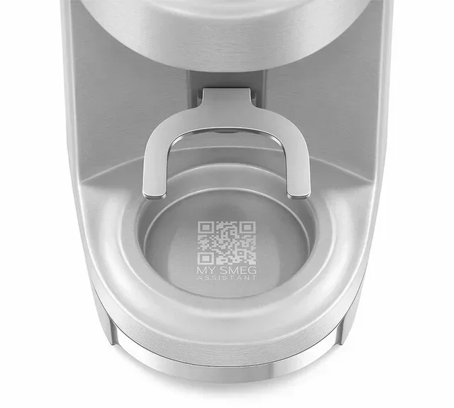 SMEG CGF02SSEU kaffekvern i aluminium, retrodesign fra 1950-tallet.