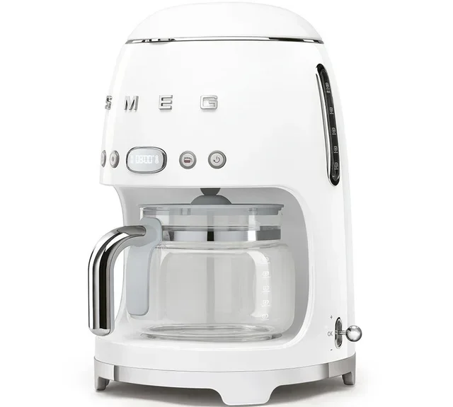Macchina Caffè Filtro SMEG DCF02WHEU Bianca Programmabile + Omaggio