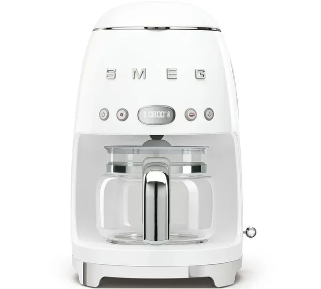 Macchina Caffè Filtro SMEG DCF02WHEU Bianca Programmabile + Omaggio