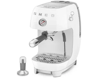Macchina da caffè espresso SMEG ECF03WHEU, colore bianco, con funzione Cold Brew