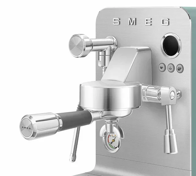 Macchina per espresso SMEG EMC02EGMEU verde smeraldo