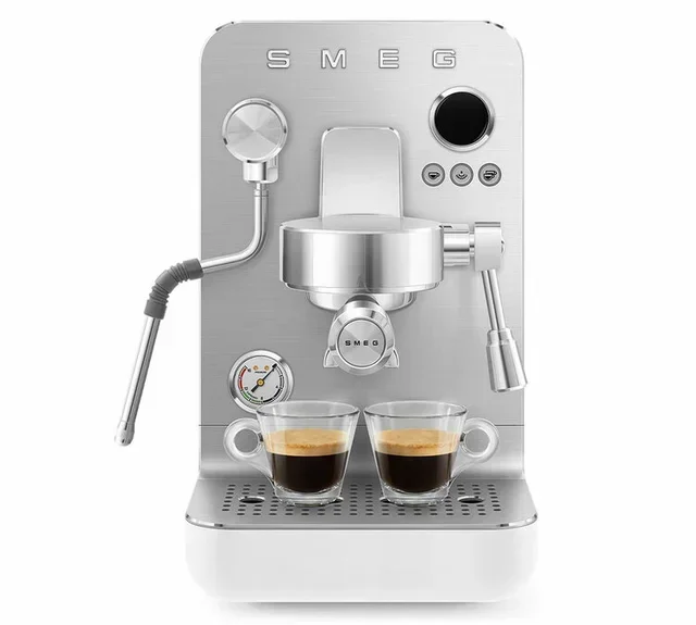 SMEG EMC02WHMEU White Manual Espresso Machine