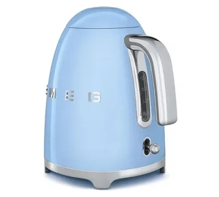 Bollitore SMEG KLF03PBEU, colore blu azzurro, capacità 1,7 litri.