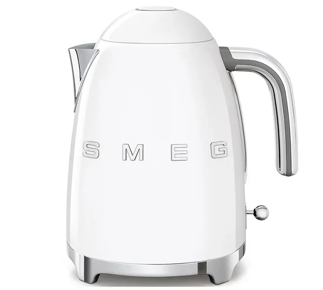 Bollitore SMEG KLF03WHEU, colore bianco, capacità 1,7 litri.